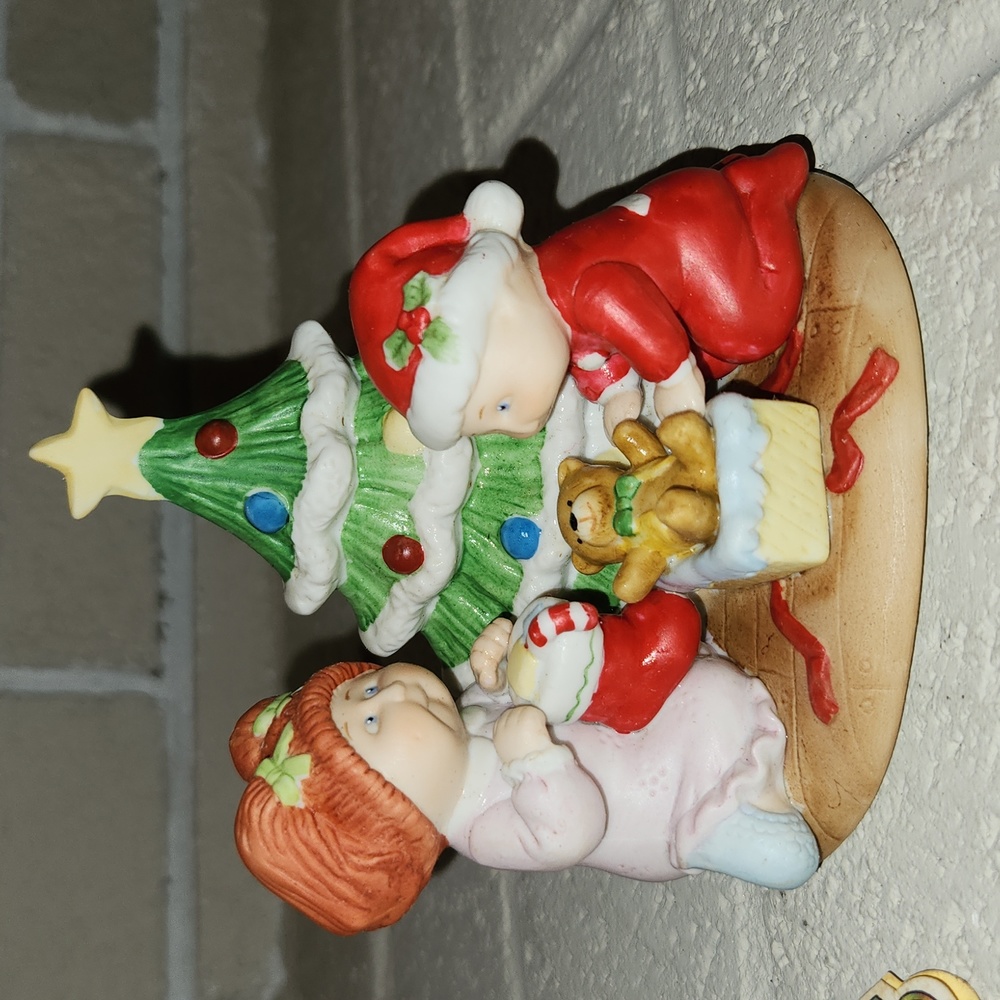 Vintage 1984 Cabbage Patch Kids Christmas Figurine Tree Teddy Bear